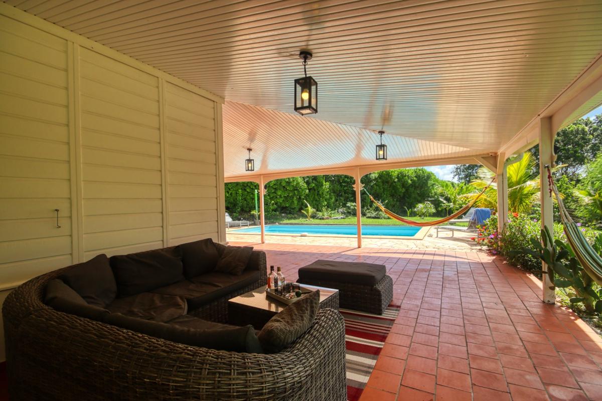 Location maison Martinique-Salon Extérieur
